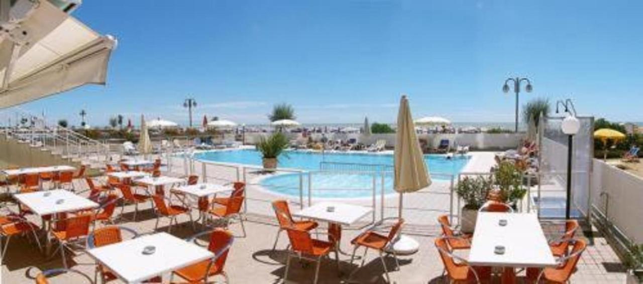 לידו די ג'סולו Hotel Condor מראה חיצוני תמונה