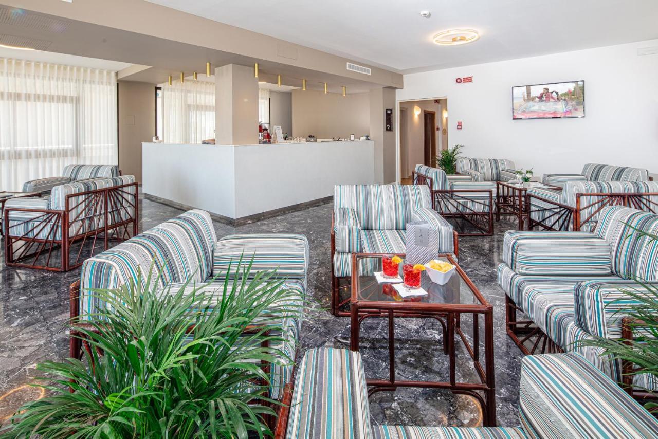 לידו די ג'סולו Hotel Condor מראה חיצוני תמונה