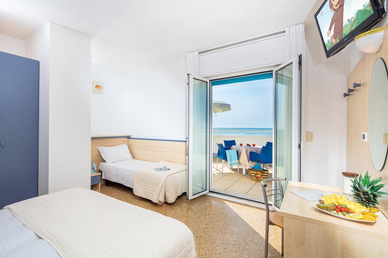 לידו די ג'סולו Hotel Condor מראה חיצוני תמונה