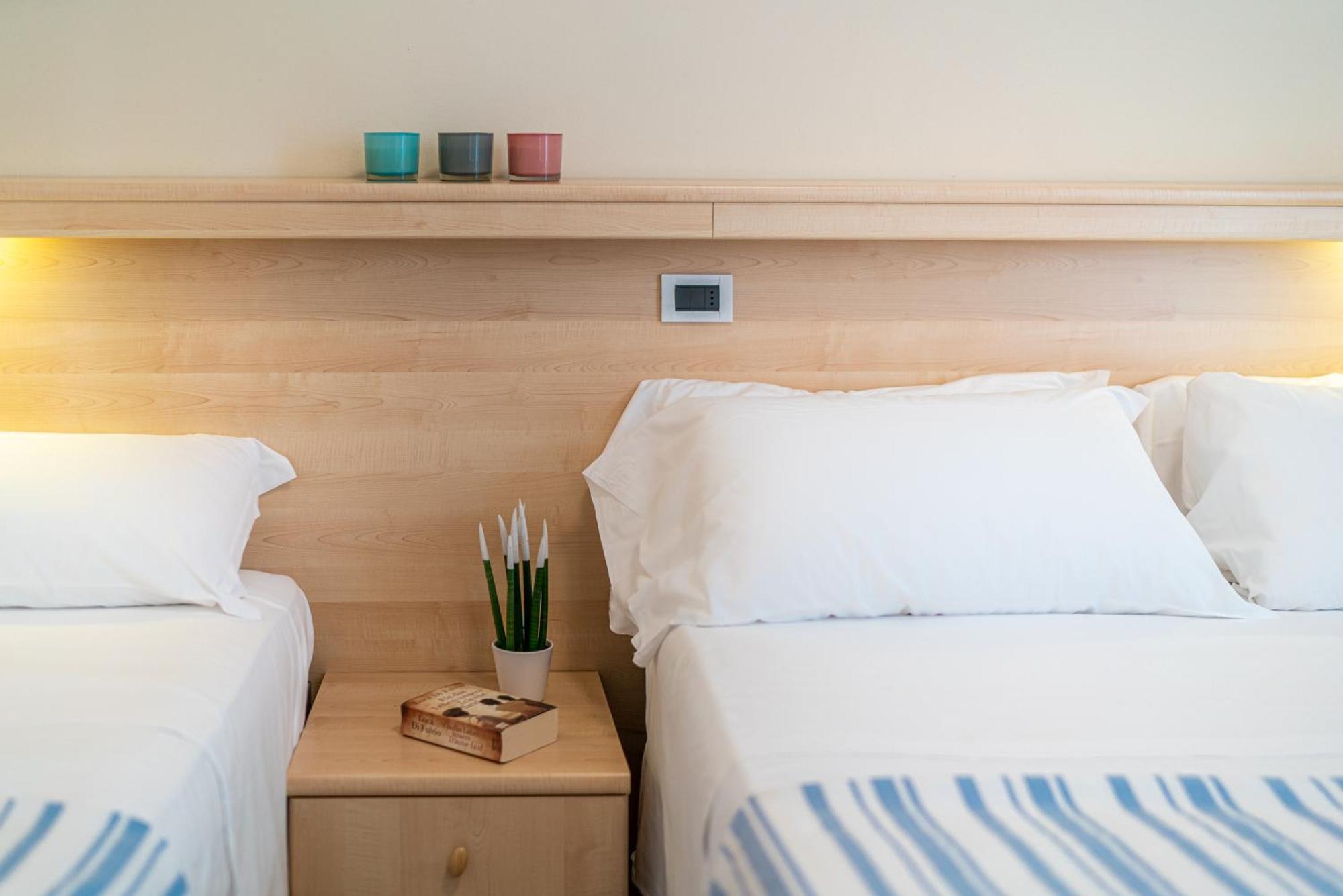 לידו די ג'סולו Hotel Condor מראה חיצוני תמונה